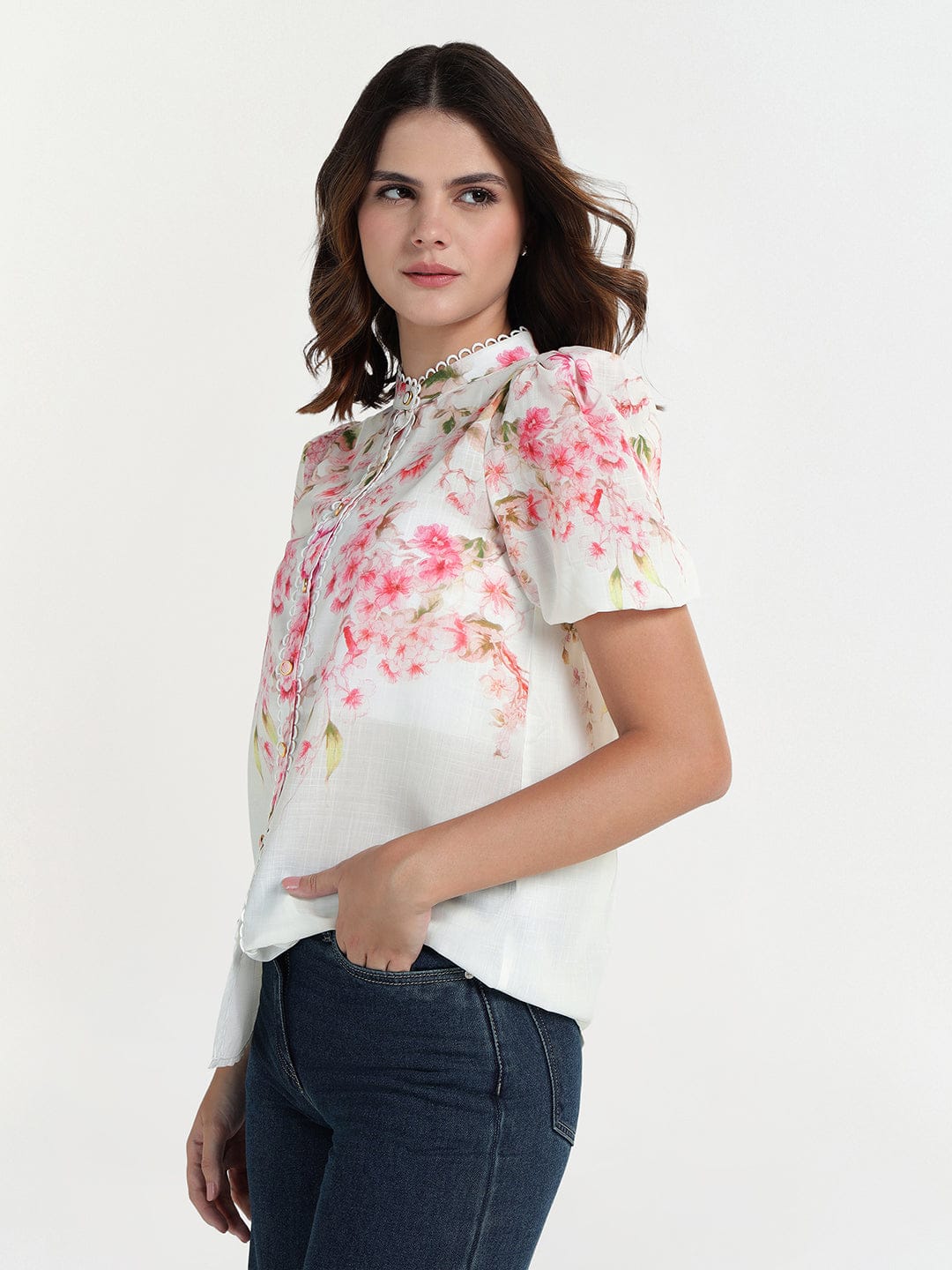 Elle Women Cream Collar Top