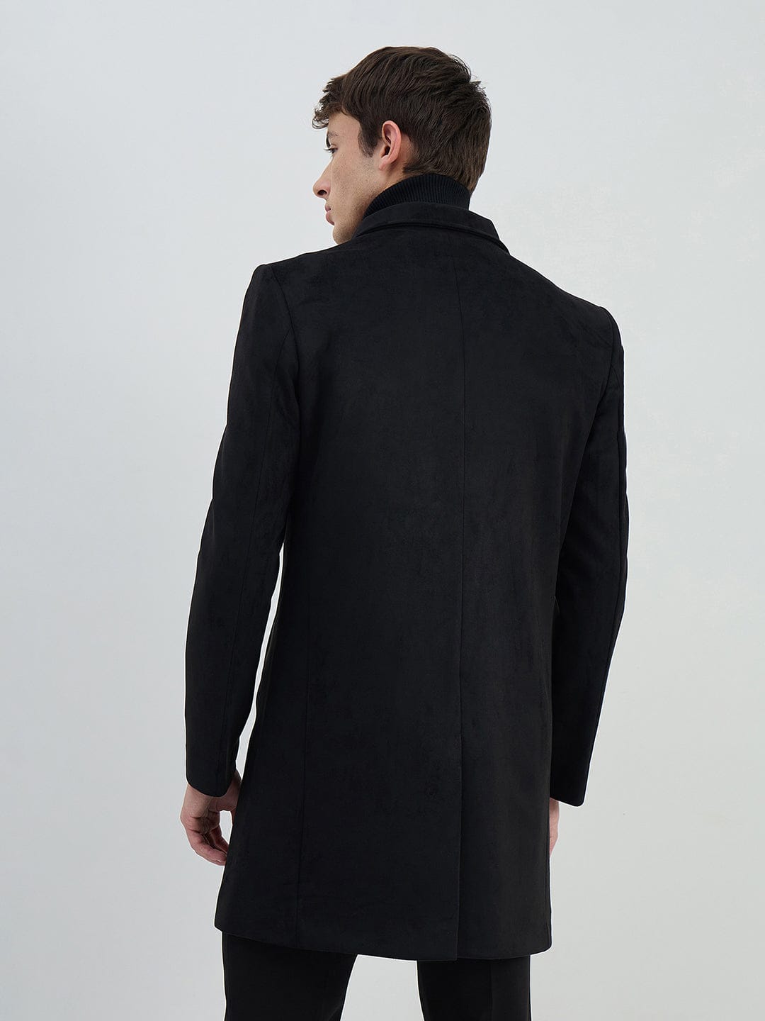Iconic Men Black Solid Lapel Collar Overcoat