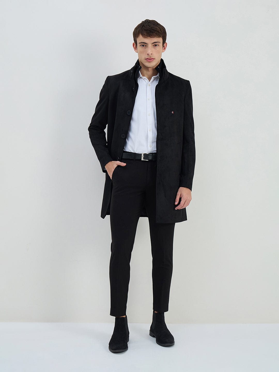 Iconic Men Black Solid Lapel Collar Overcoat