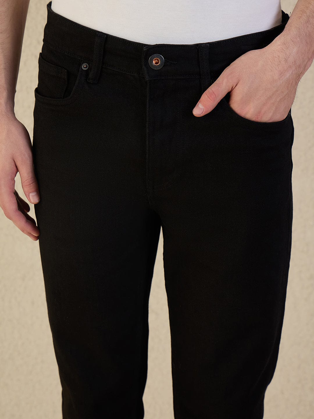 Iconic Men Black Solid Slim Fit Jeans