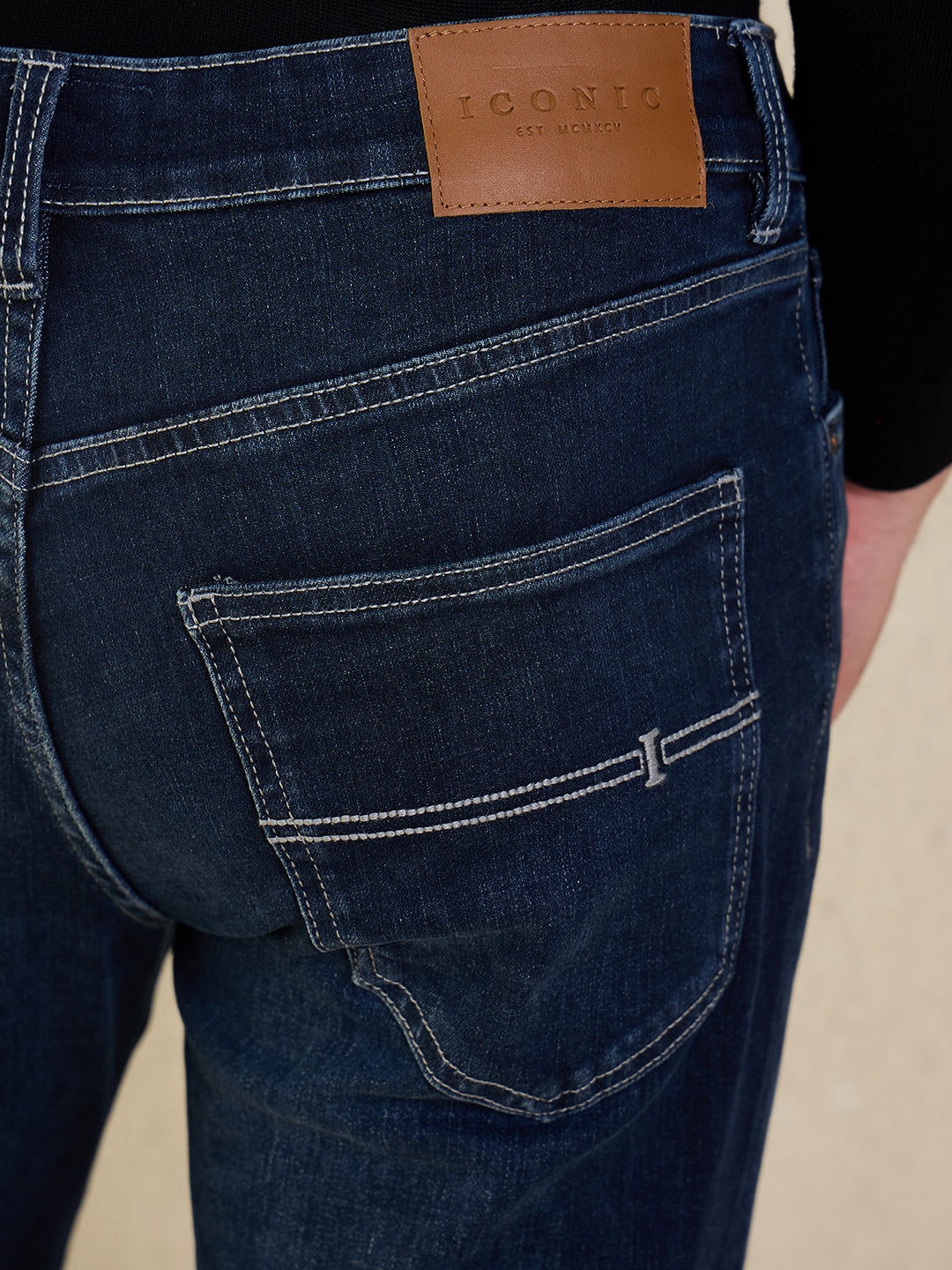 Iconic Men Navy Blue Solid Slim Fit Jeans