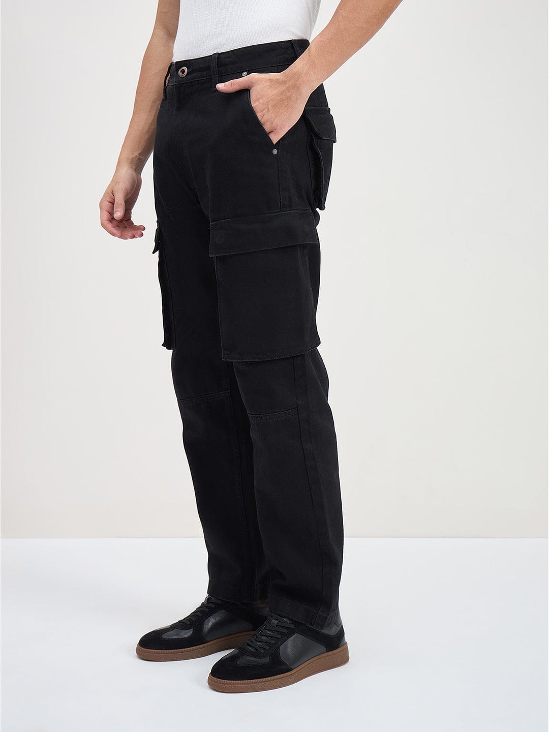 ICONIC Men Black Cargo Fit Jeans