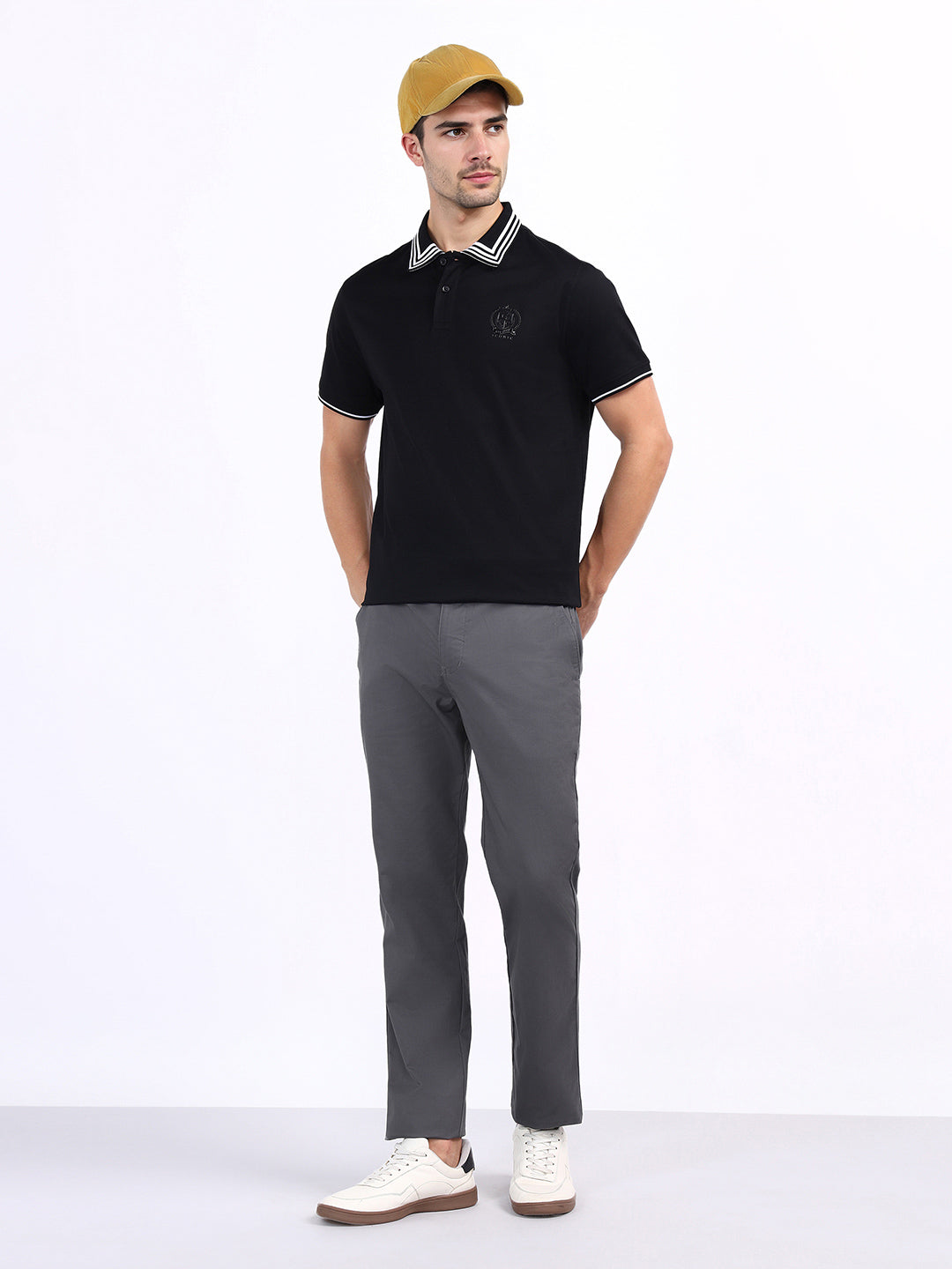 Iconic Men Grey Regular Fit Solid Trouser