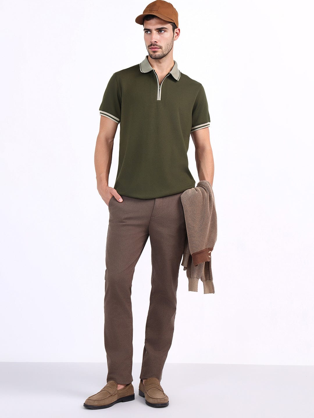 Iconic Men Green Solid Polo Tshirt