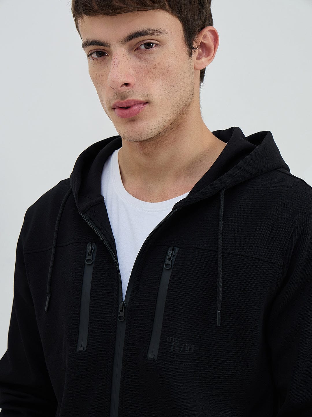 Iconic Men Black Solid Hoodie