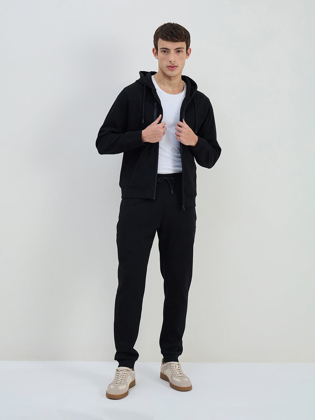 Iconic Men Black Solid Hoodie