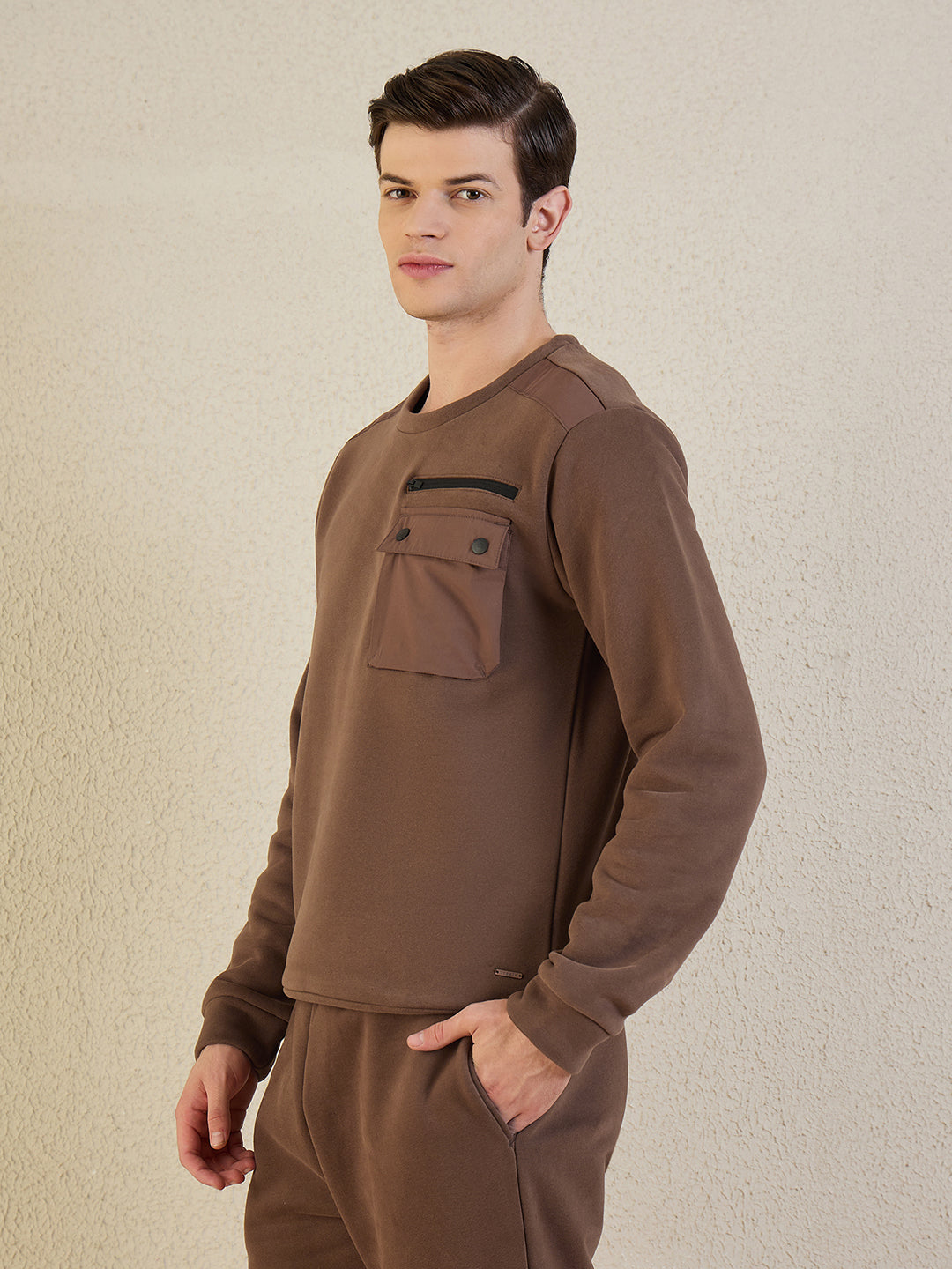 Iconic Men Brown Solid Pure Cotton Round Neck Sweatshirt