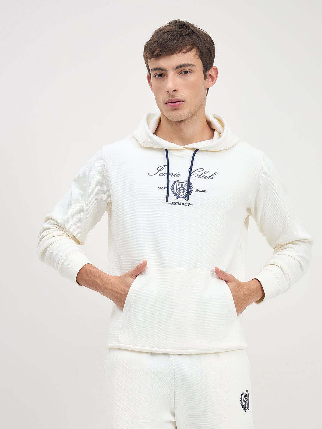 ICONIC Men White HoOD Regular Fit Textured Hooded Sweatshirt With Kangaroo Pockets