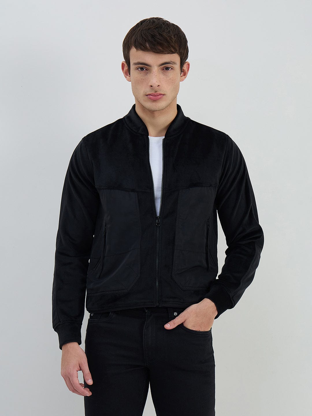 Iconic Men Black Solid Crew Neck Sweatshirt