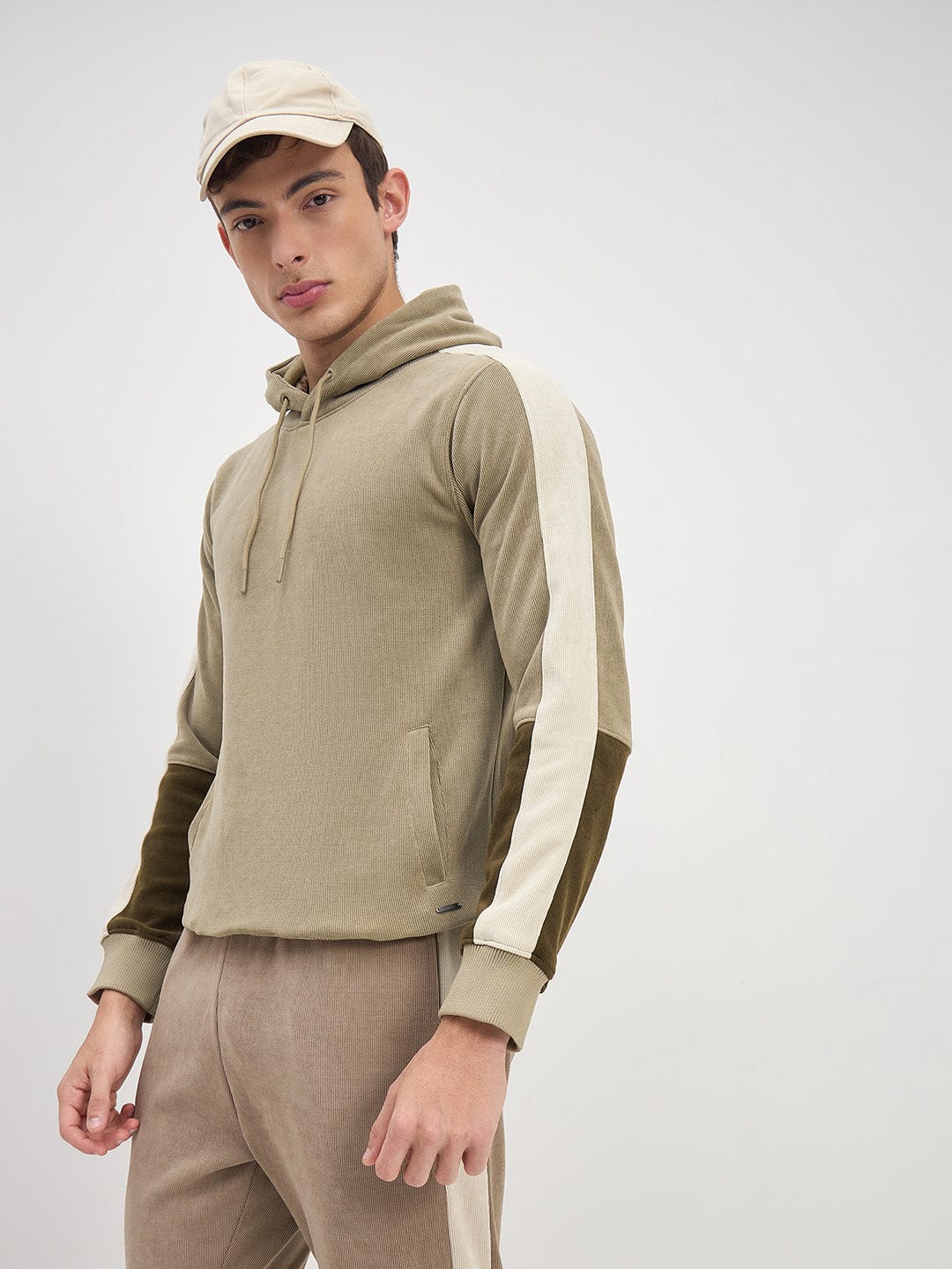 Iconic Men Brown Solid Hoodie
