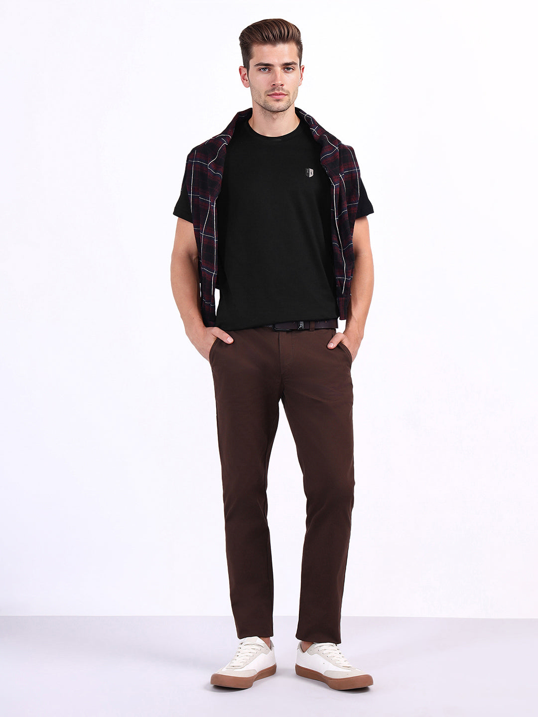 Iconic Men Black Solid Crew Neck Tshirt