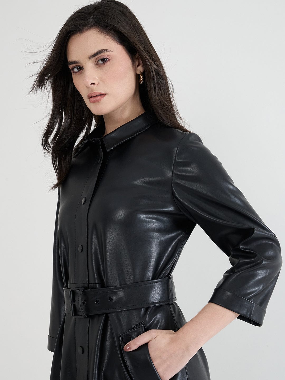 Iconic Women Black Solid Collared Dress