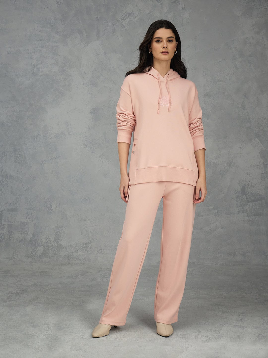 Iconic Women Peach Solid Straight Fit Sweat Pant