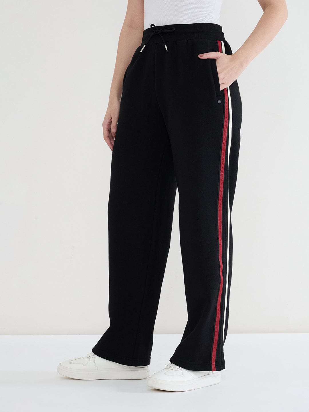 Iconic Women Black Solid Straight Fit Sweat Pant