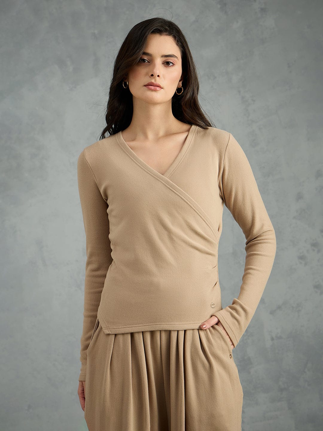 Iconic Women Beige Solid V Neck Top