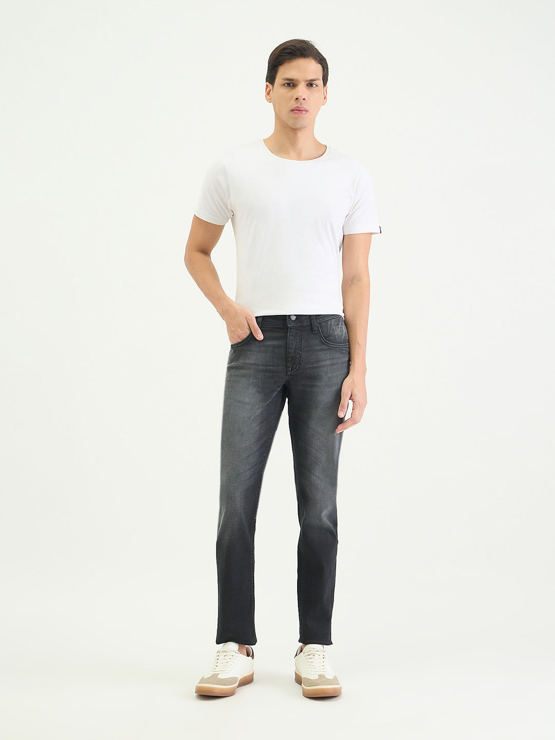 Antony Morato Men Tapered Fit Charcoal Black Solid Jeans