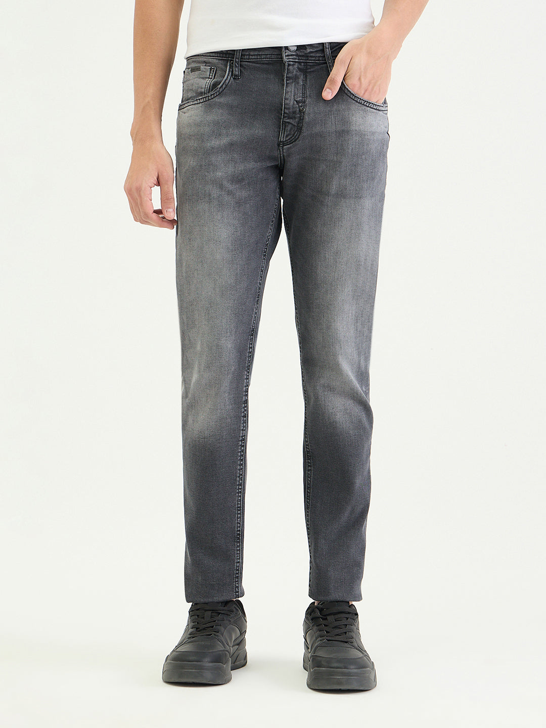 Antony Morato Men Tapered Fit Charcoal Grey Solid Jeans