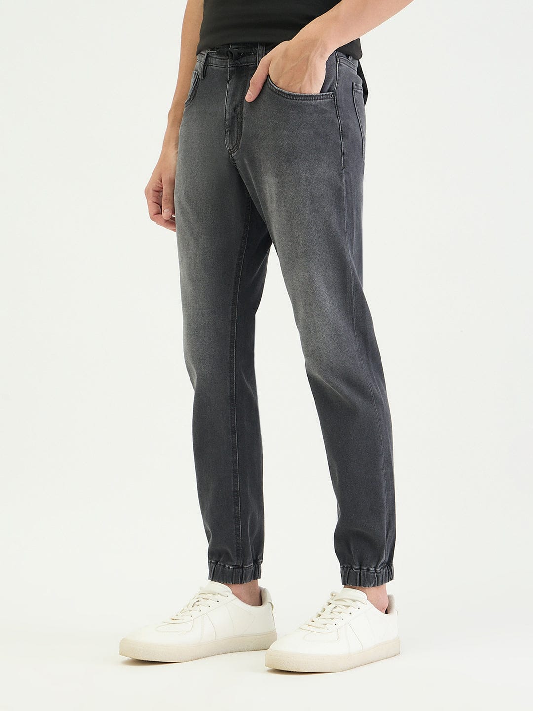 Antony Morato Men Skinny Fit Charcoal Grey Solid Jeans