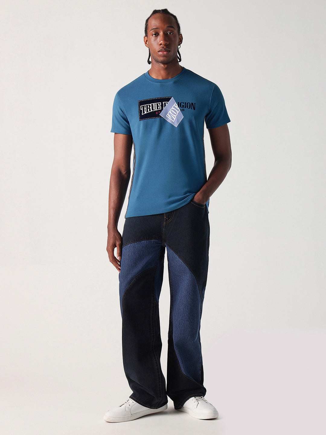 True Religion Men Blue Graphic Round Neck Tshirt