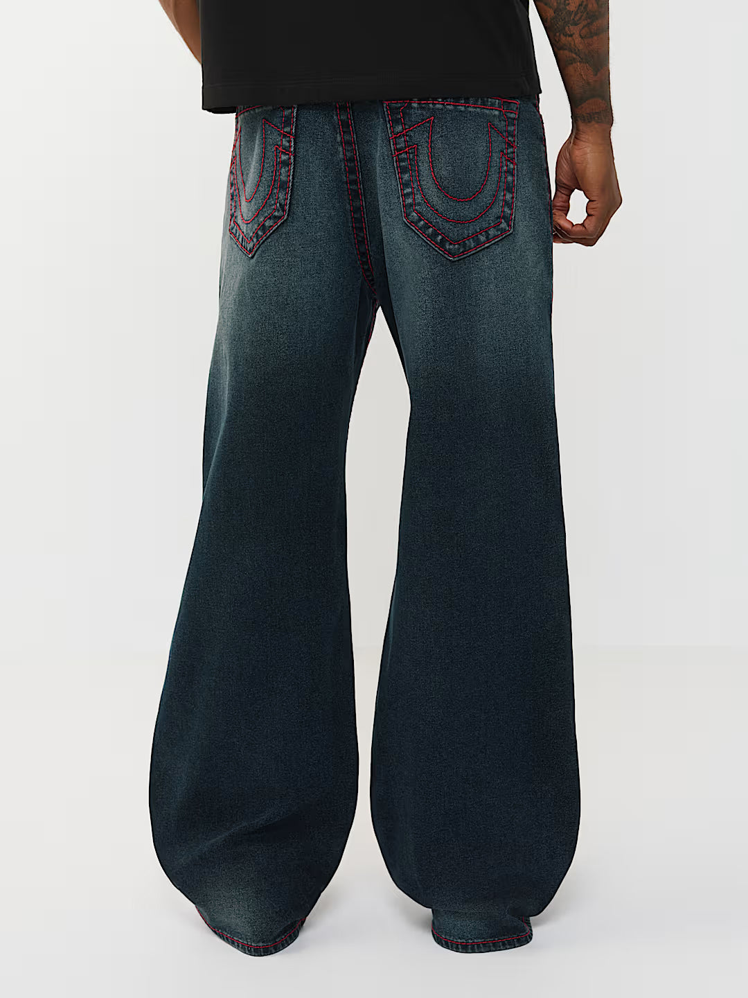TRUE RELIGION Men Big T Black Relaxed Fit Jeans