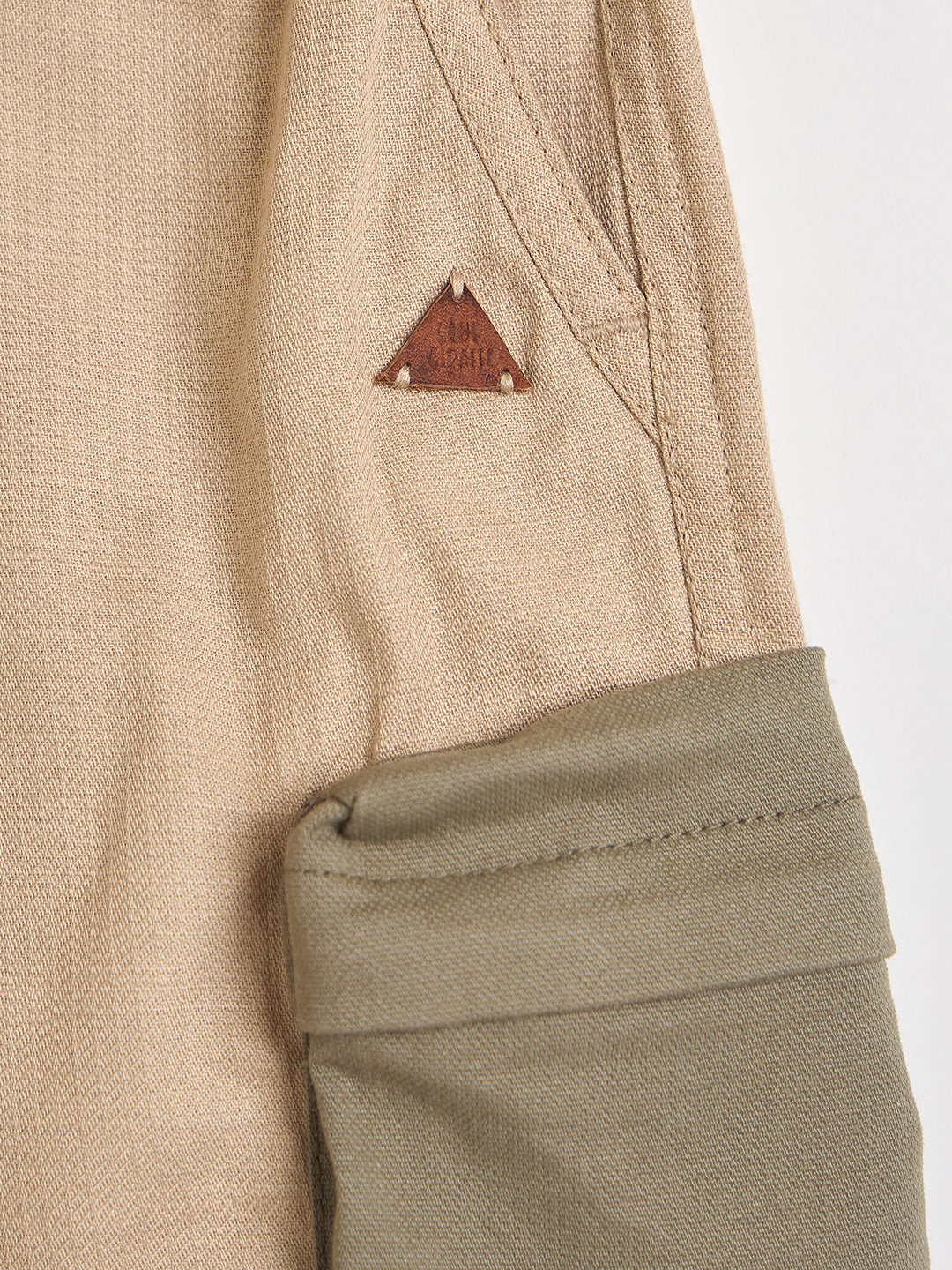 Blue Giraffe Boys Beige Solid Regular Fit Pure Cotton Shorts