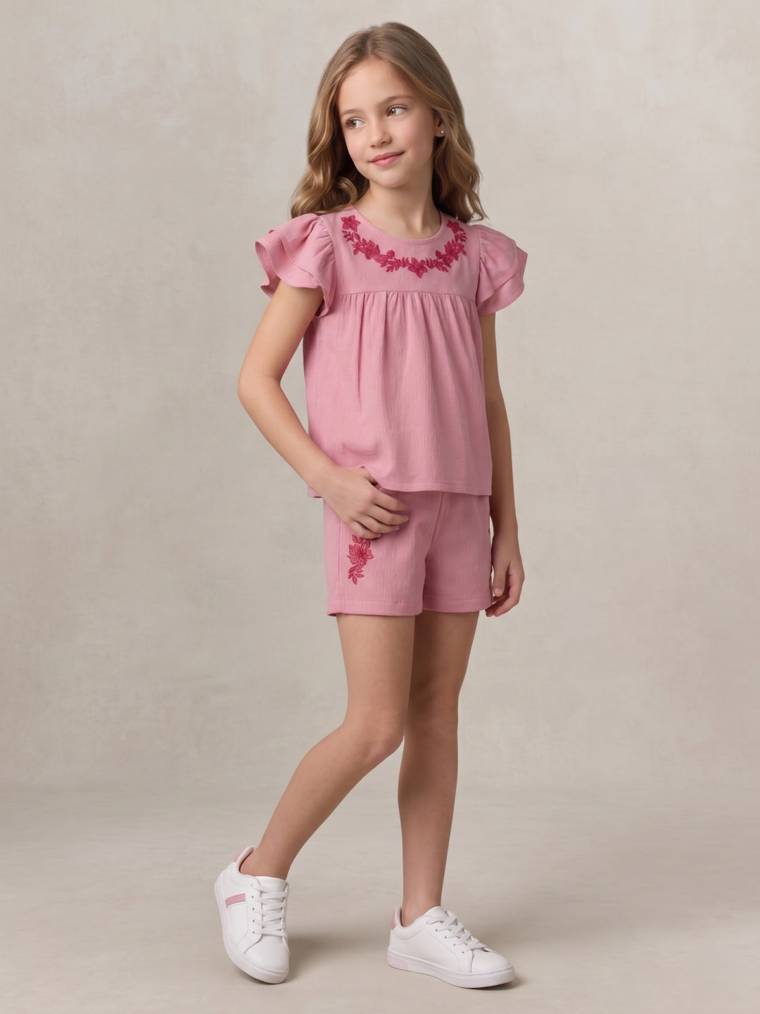 Blue Giraffe Girls Pink Embroidery Top