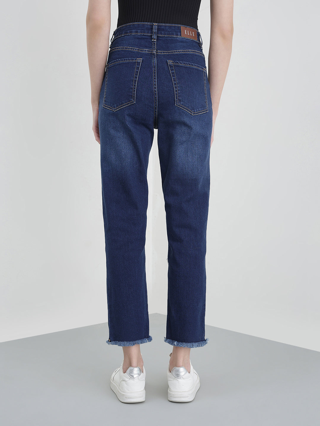 ELLE Women Blue Solid Slim Straight Fit Jeans