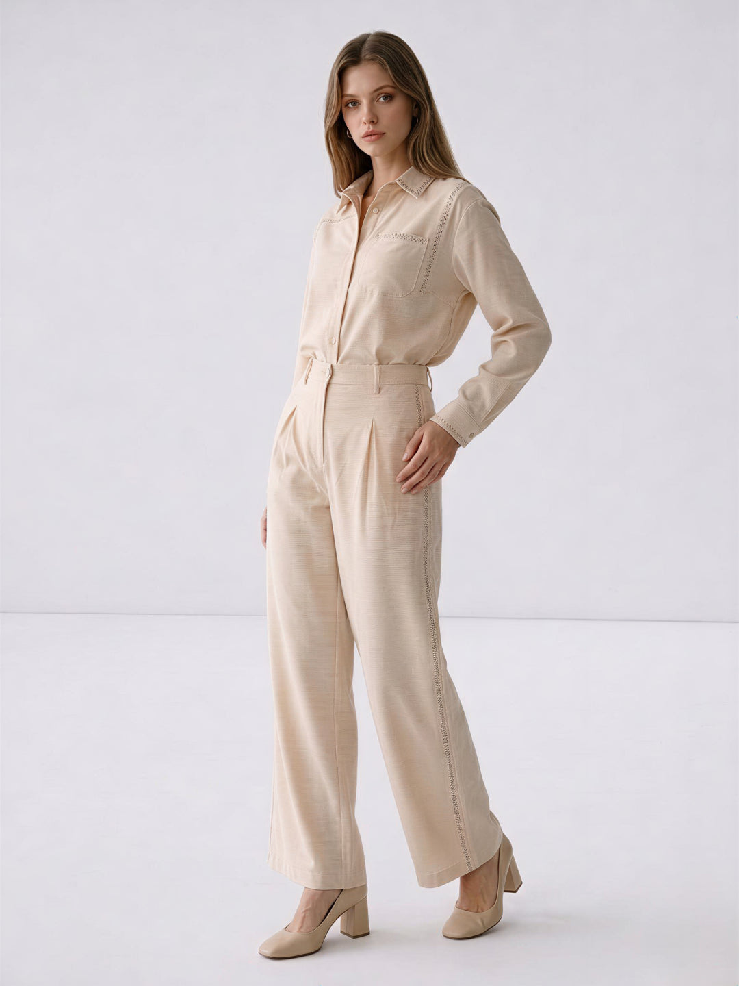 Elle Women Beige Relaxed Fit High Rise Trousers