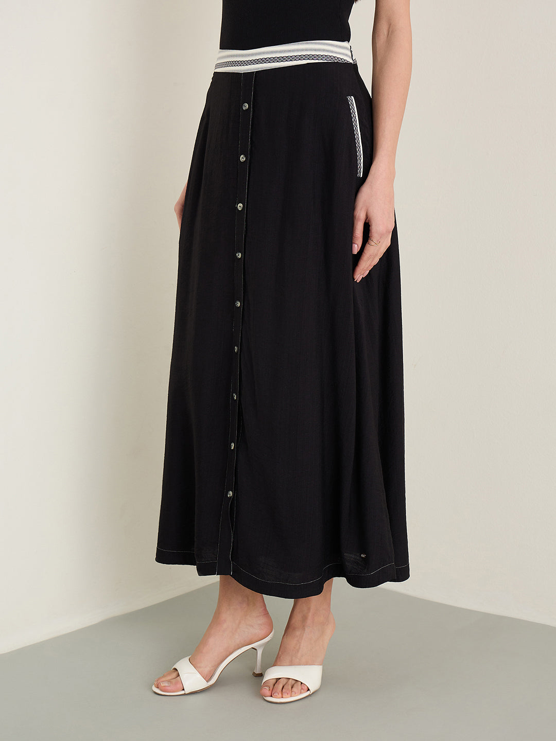 ELLE Women Black Flared Fit Skirt