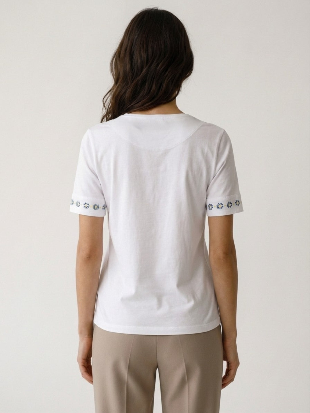 Elle Women White Printed Relaxed Fit Cotton T-Shirt