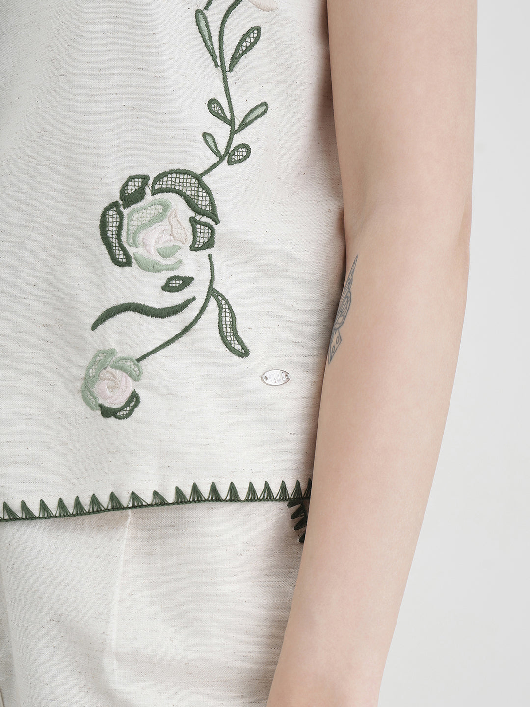 ELLE Women Cream Floral Top