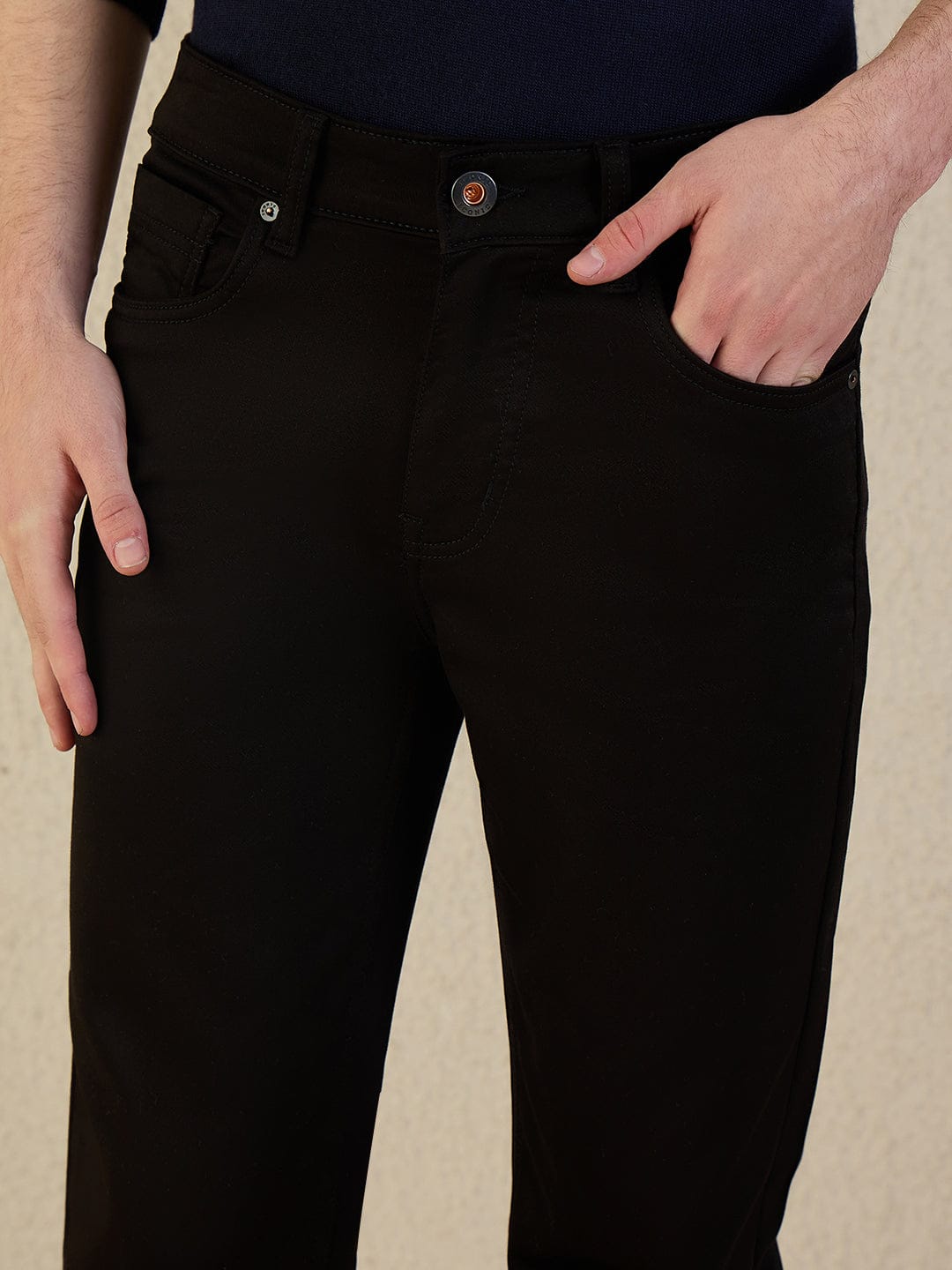 Iconic Men Black Solid Slim Fit Jeans
