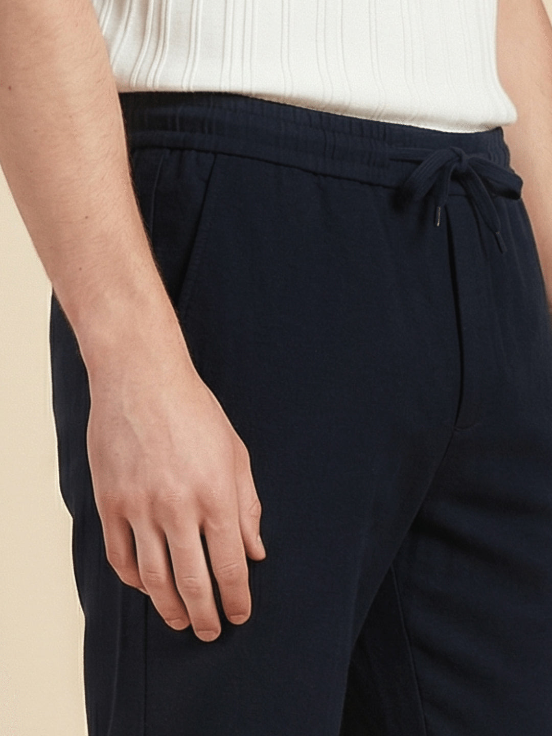 Iconic Men Black Solid Straight Fit Mid Rise Trouser