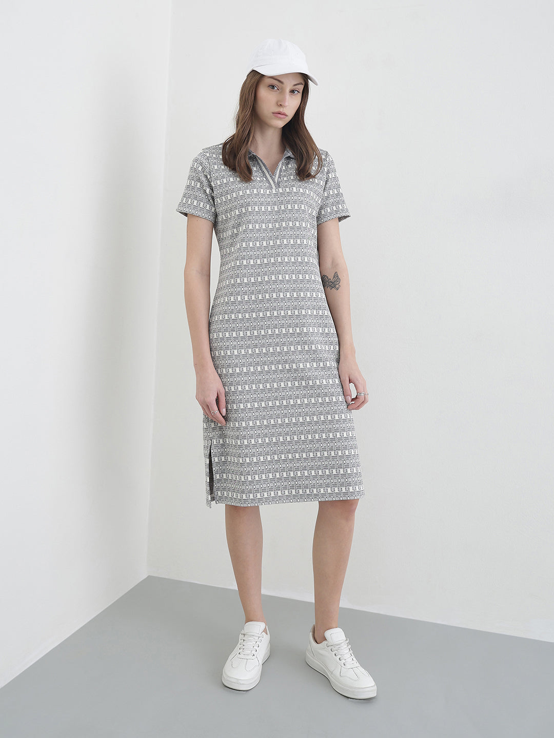 Iconic Grey Printed Stretchable Regular Fit Dress