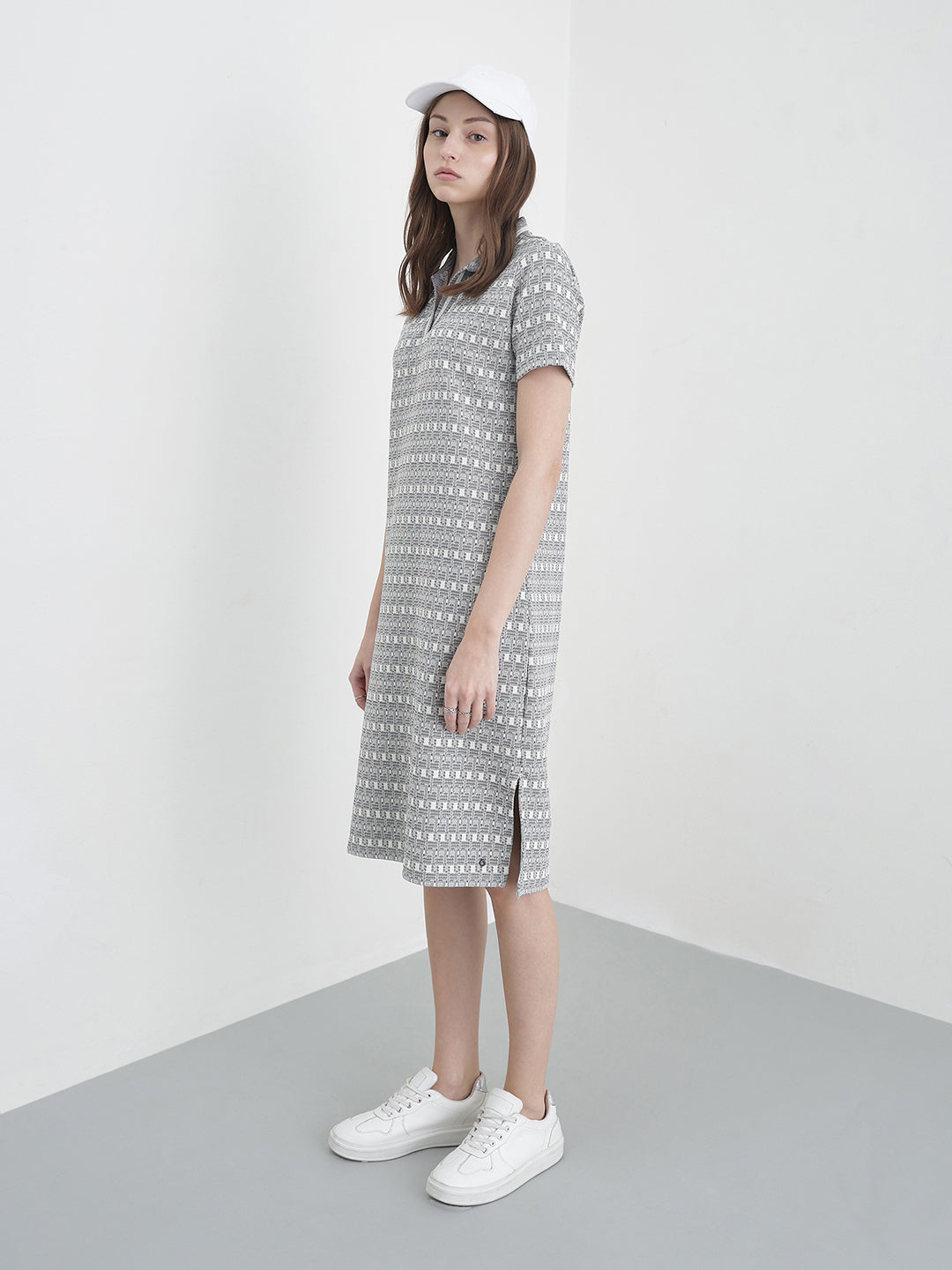 Iconic Grey Printed Stretchable Regular Fit Dress