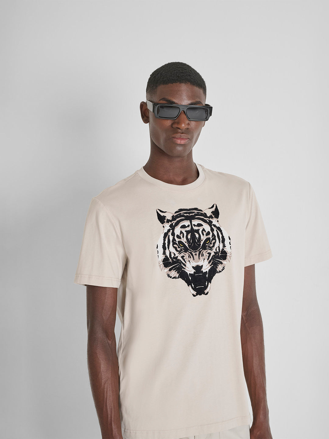 ANTONY MORATO Men Cream Jersey Matt Printed T-Shirt