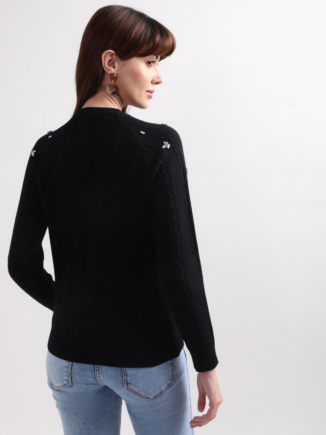 Elle Women Black Solid Round Neck Sweater