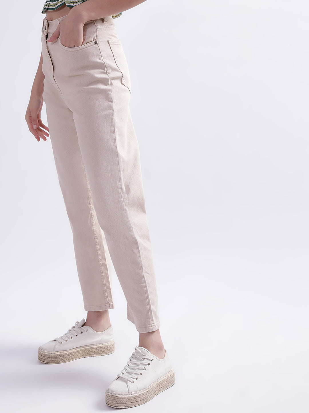 Elle Women Beige Solid Regular Fit Jeans