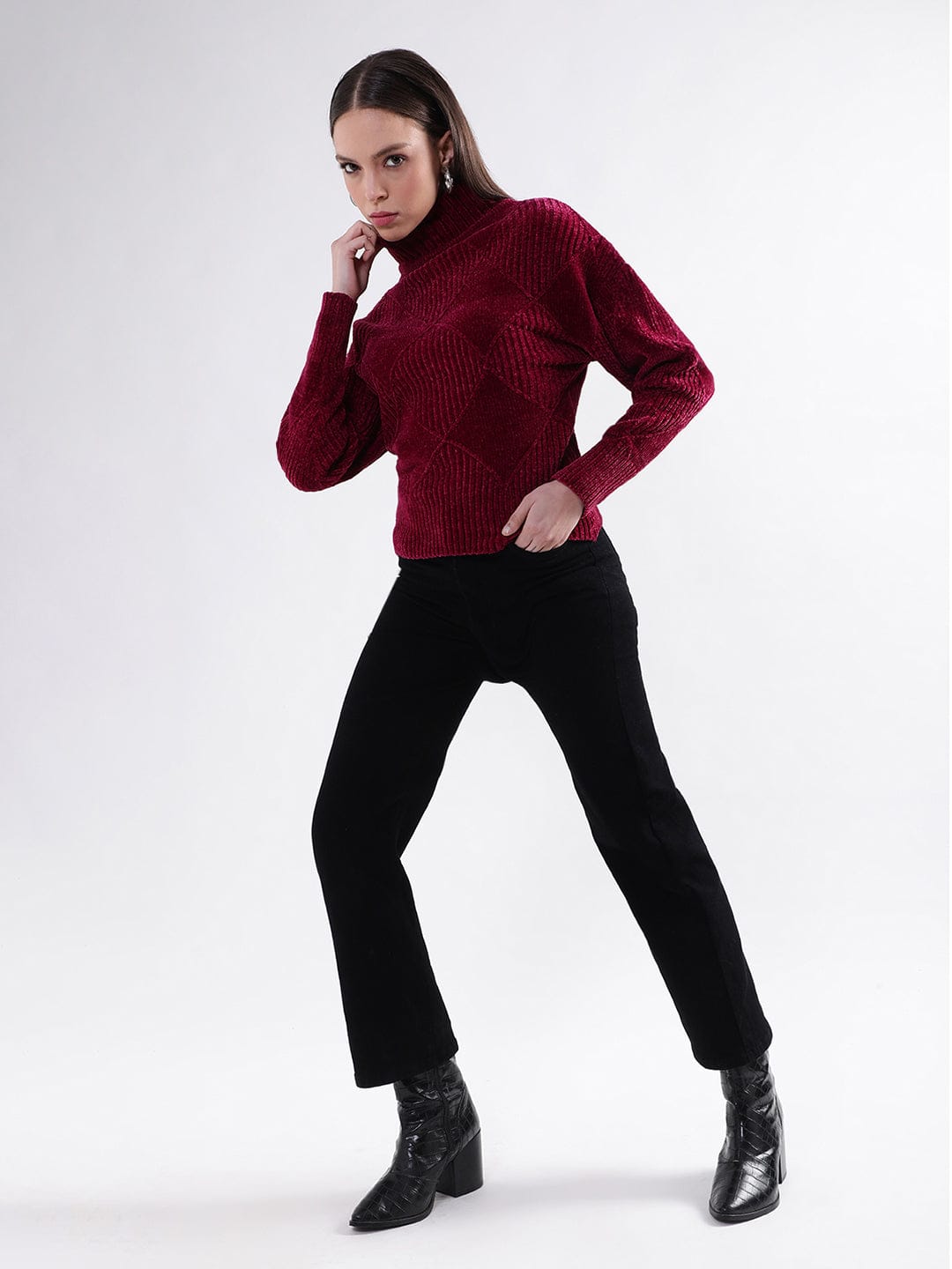 Centrestage Women Round Neck Sweater