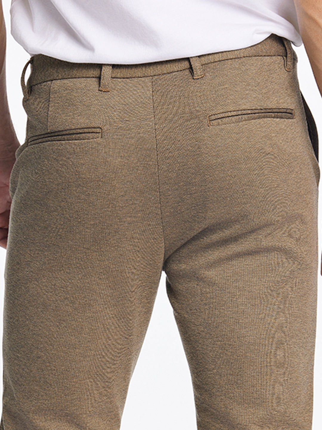 Lindbergh Men Beige Slim Fit Solid Trouser