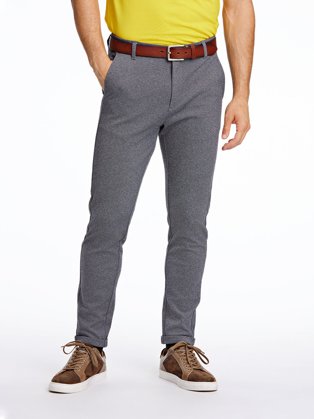 Lindbergh Men Grey Solid Slim Fit Trouser