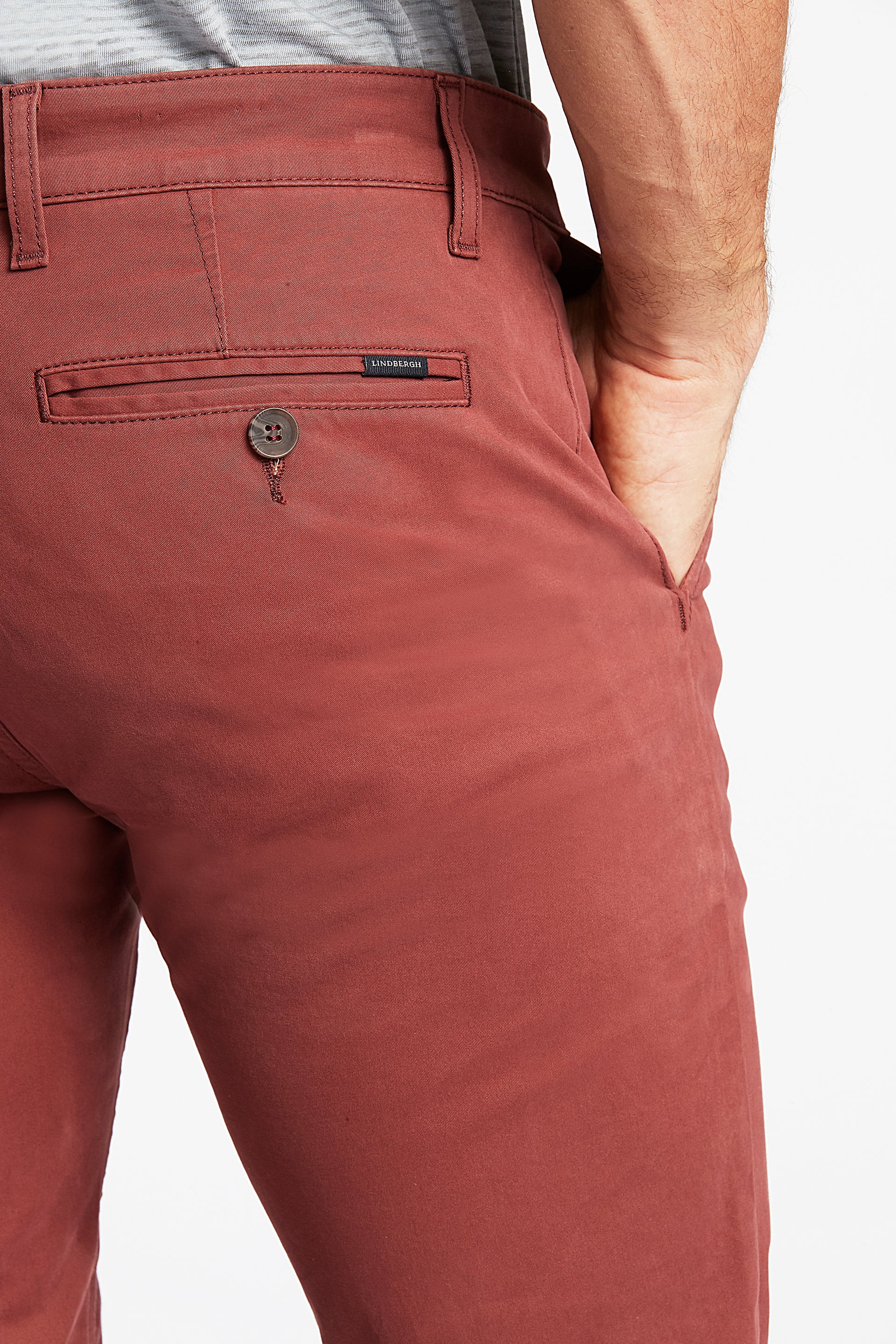 Lindbergh Men Red Solid Slim Fit Trouser