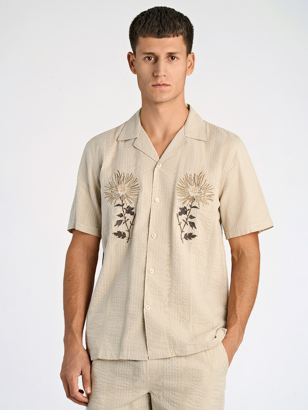 Lindbergh Men Cream Regular Fit Embroidered Shirt Collar Shirt