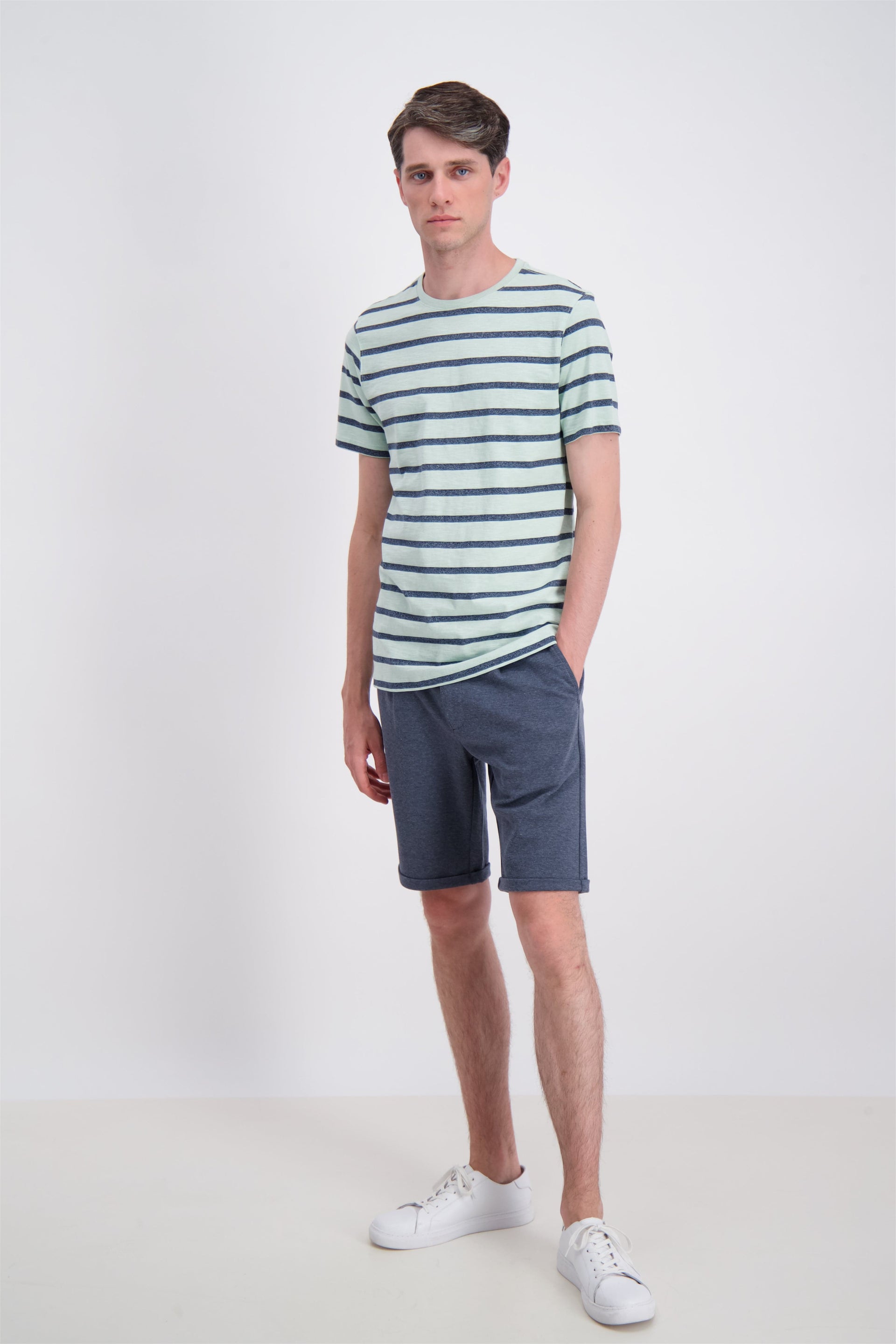 Lindbergh Men Striped Round Neck Tshirt