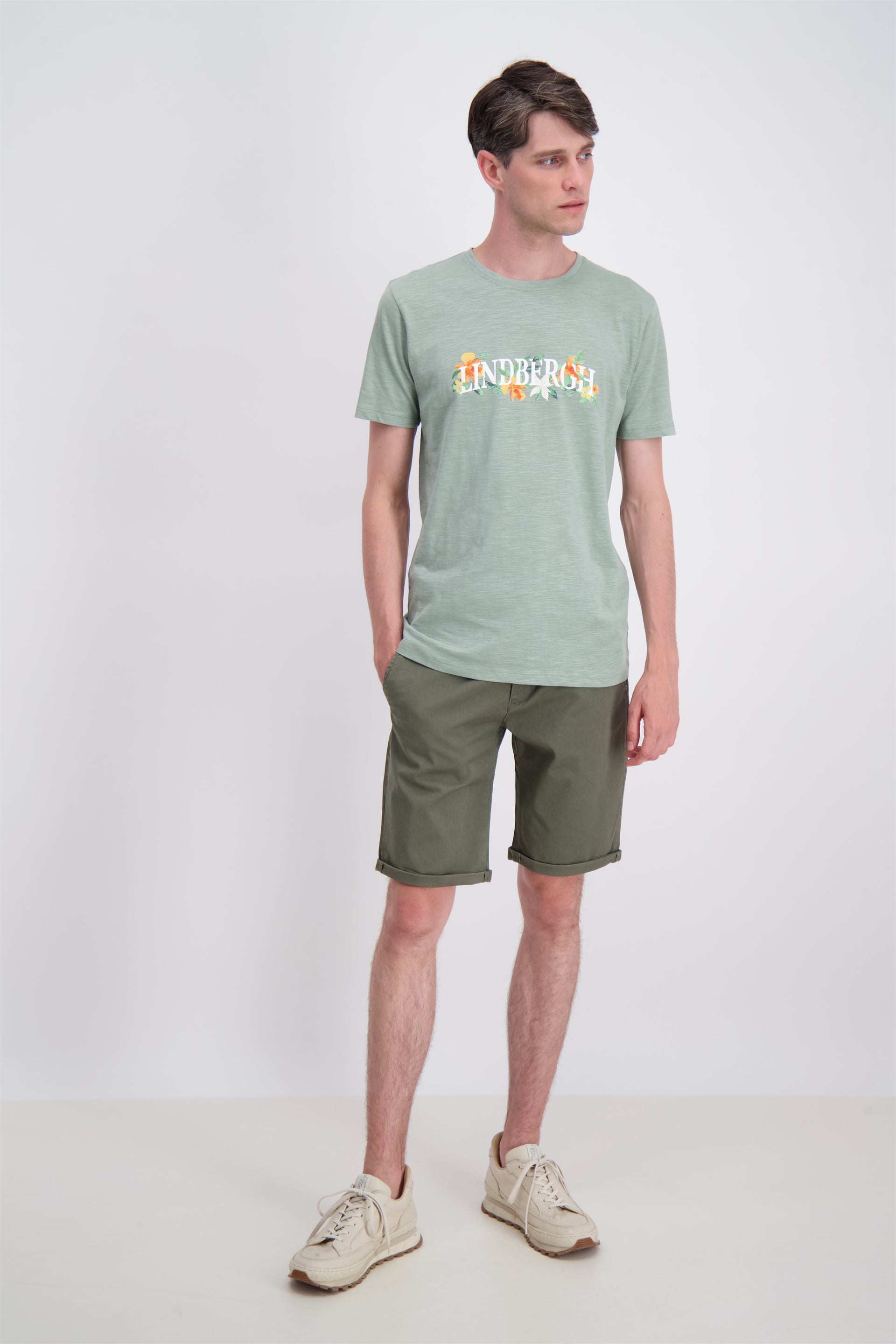 Lindbergh Men Solid Round Neck Tshirt