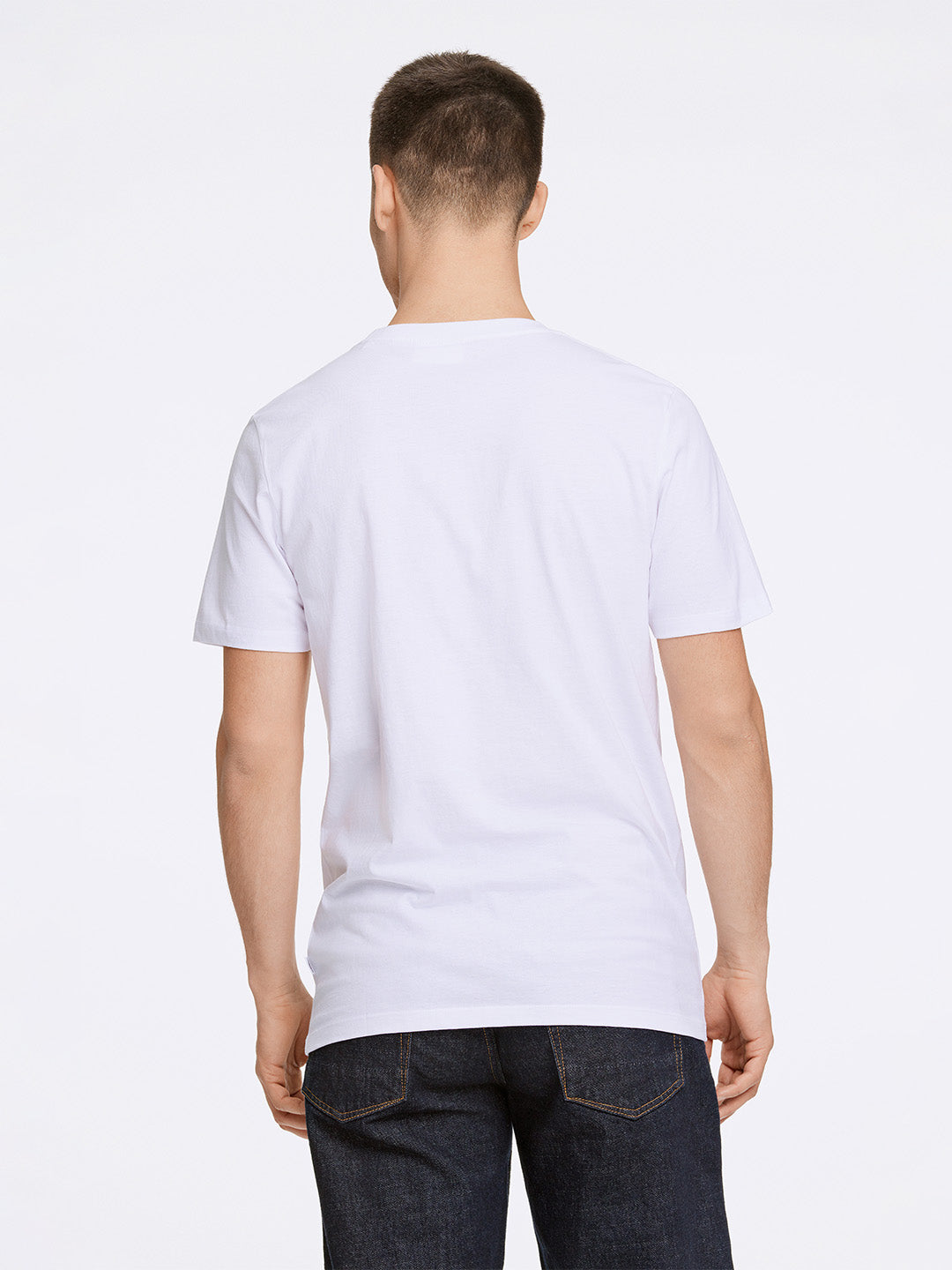 Lindbergh Men White Relaxed Fit Printed Round Neck Tshirt