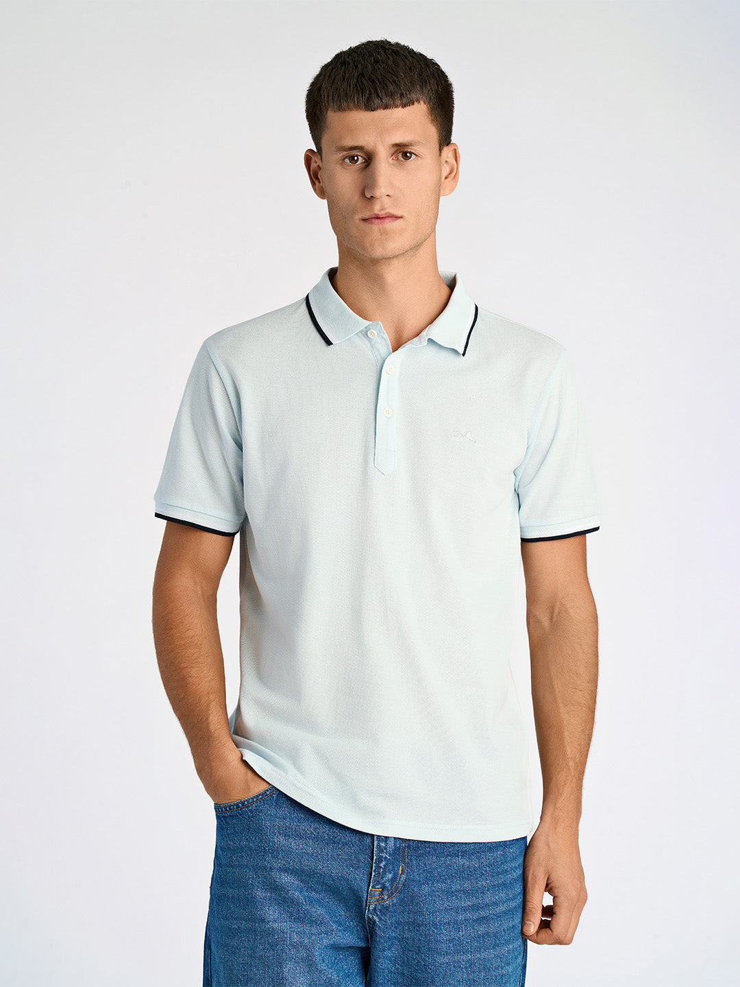 Lindbergh Men Blue Relaxed Fit Solid Polo Tshirt