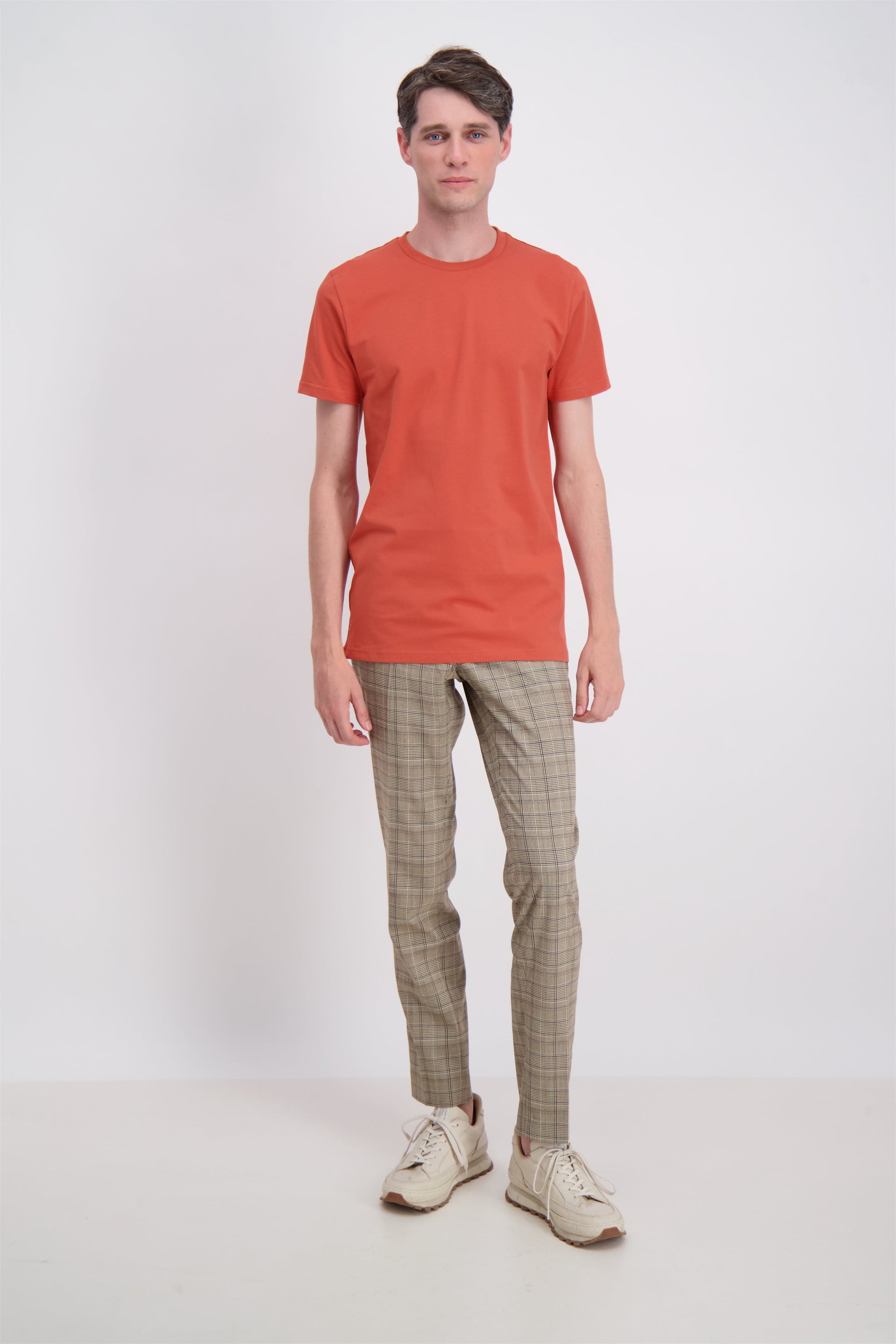 Lindbergh Men Solid Round Neck Tshirt