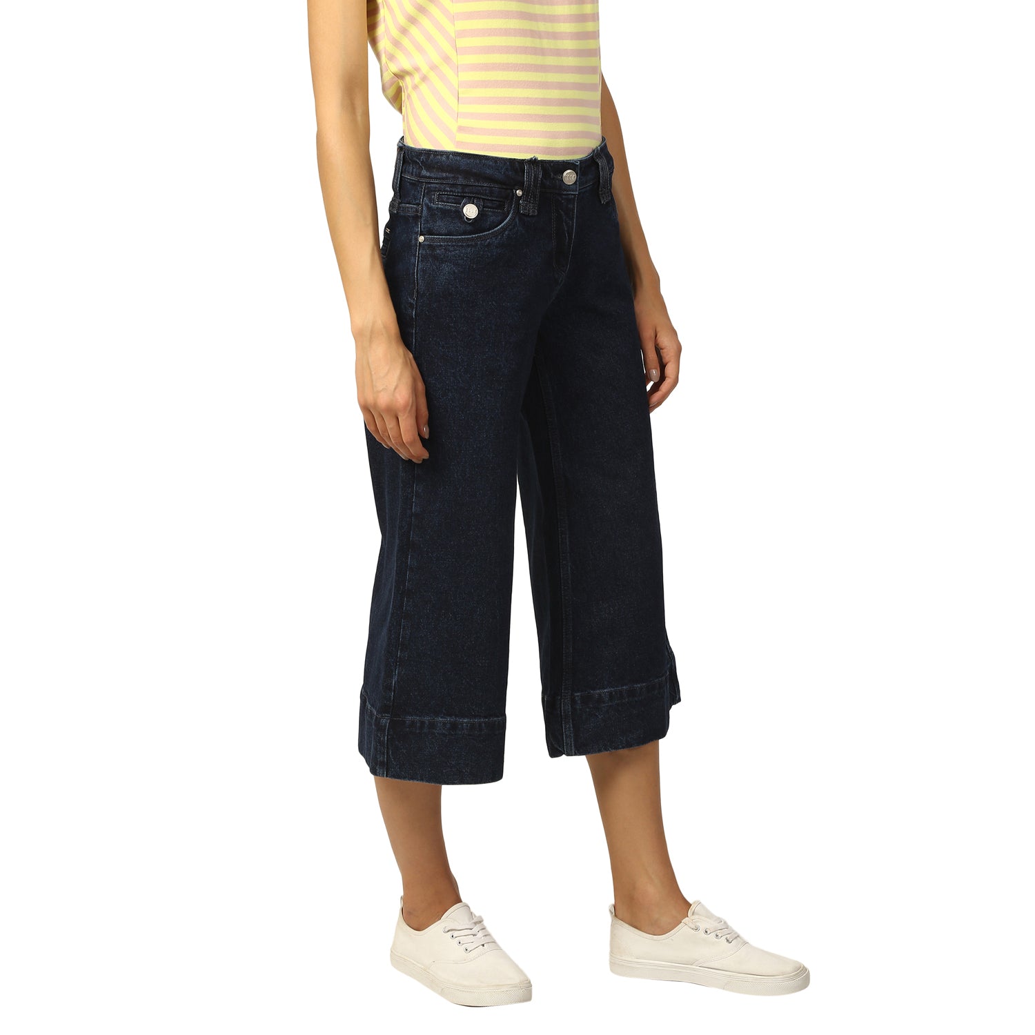 Elle Women Blue Solid Flared Fit Jeans