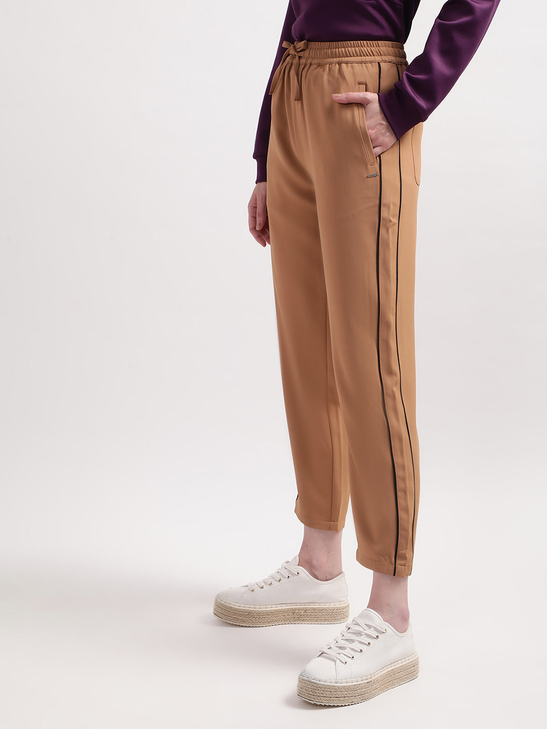 Elle Women Brown Solid Regular Fit Trouser